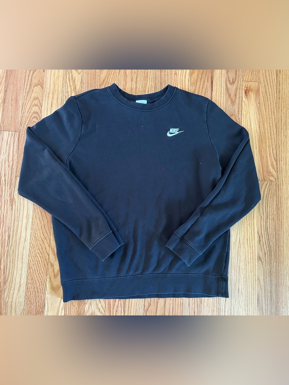 Nike Men's Black Crewneck Sweatshirt with Small Logo